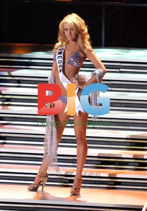 Michaela Savic Rehearses for Miss Universe 2010