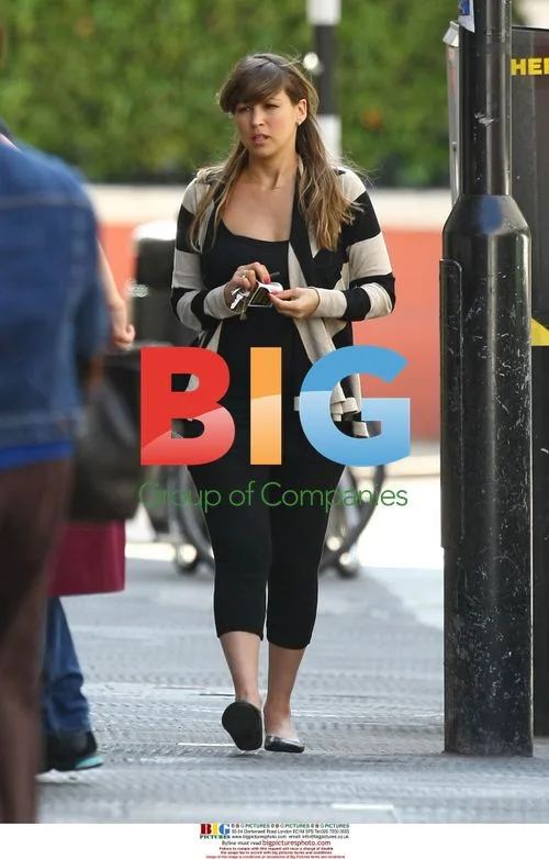 Rachel Stevens Lunches with Friend in London