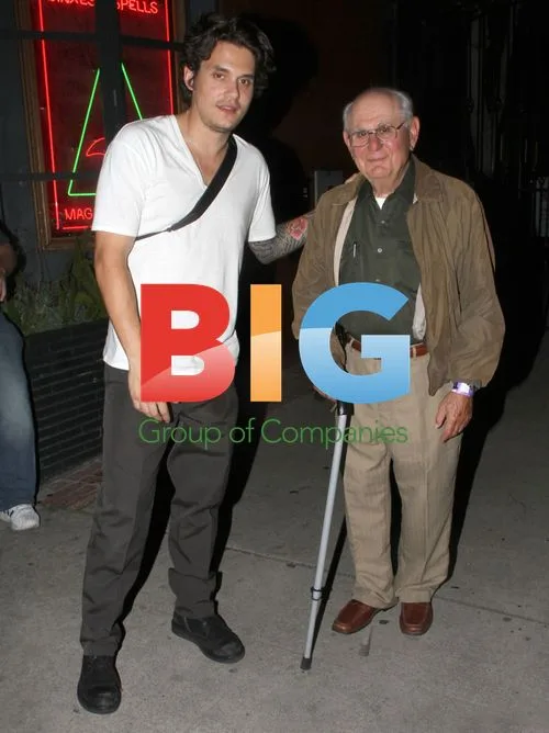 John Mayer and Jeffrey Ross at Hollywood Bowl