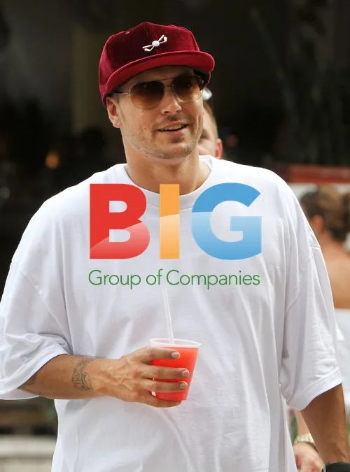 Kevin Federline and girlfriend in Miami