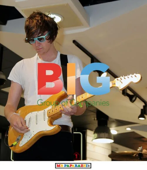 George Craig Performs in Leeds