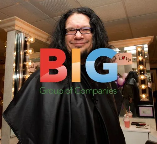 Penn Jillette Donates Ponytail to Locks of Love