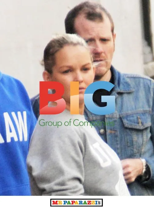 Jennifer Ellison shops in Glasgow for Calender Girls