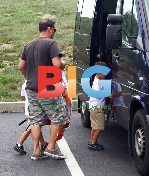 Jon Gosselin Blocks Paparazzi at Kids' Bus Stop