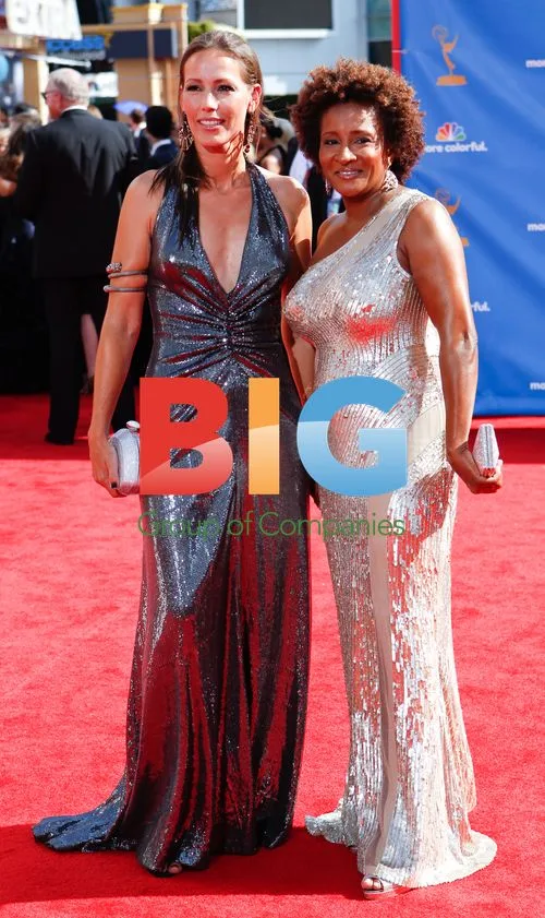 Wanda Sykes and her wife Alex at 62nd Primetime Emmy Awards
