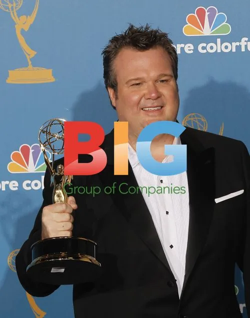 Eric Stonestreet Wins Emmy Award