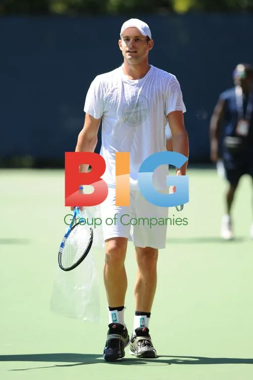 Andy Roddick Practicing at USTA Tennis Center