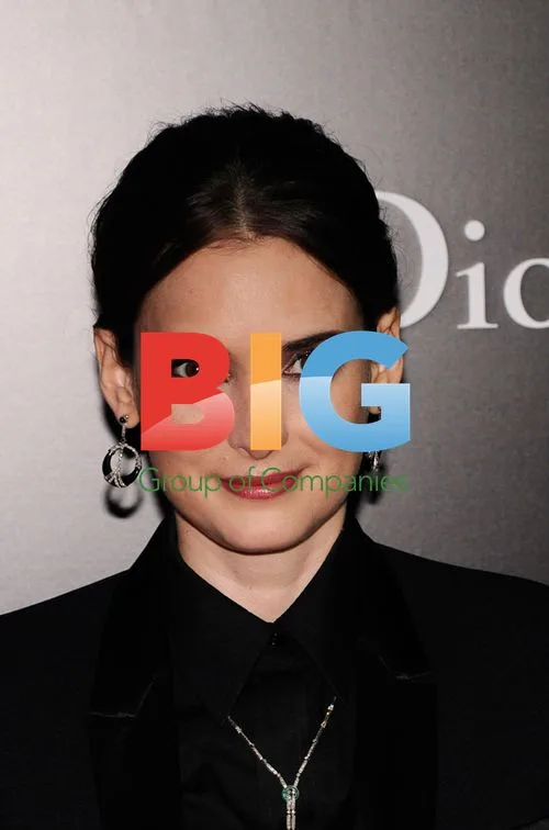 Winona Ryder at "Black Swan" Premiere