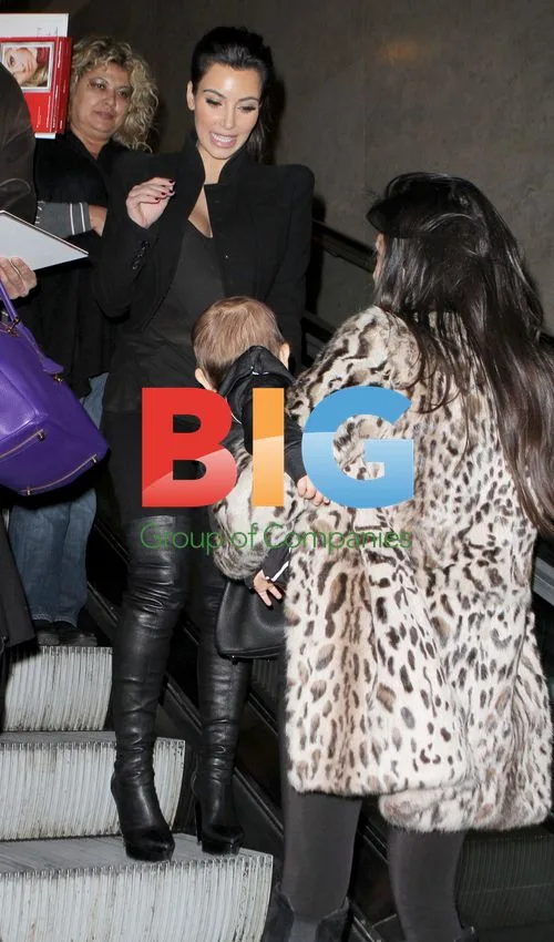 Kardashian Sisters Arrive at LAX