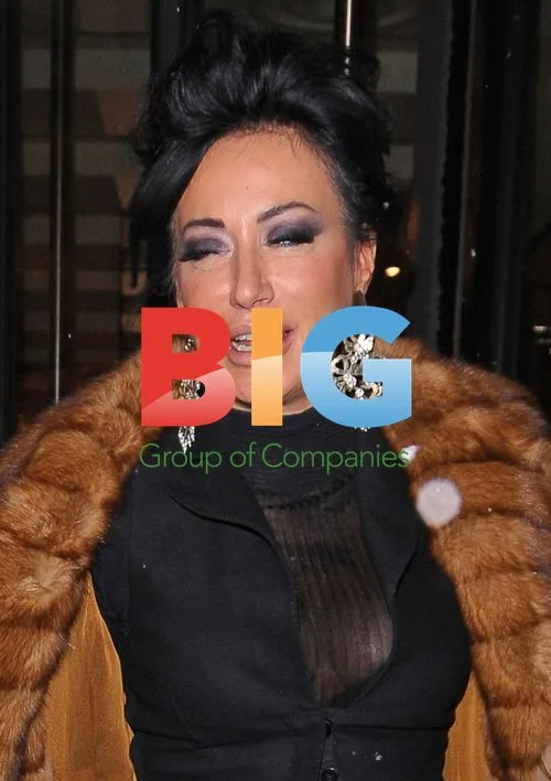 Nancy Dellolio Leaving Restaurant