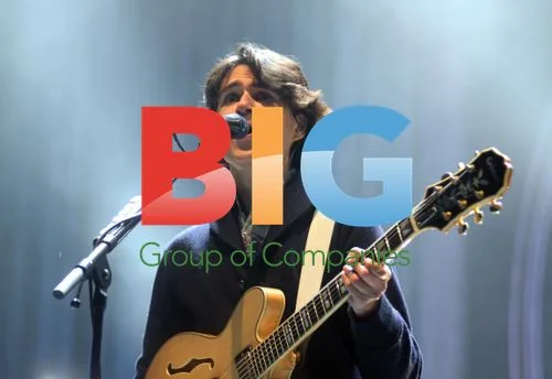 Vampire Weekend Concert at Alexandra Palace
