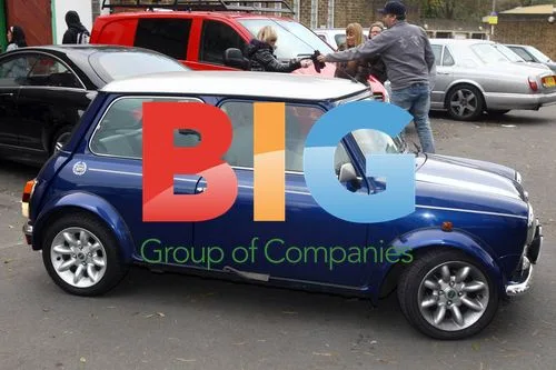 Simon Le Bon Exits Studio in Mini Cooper
