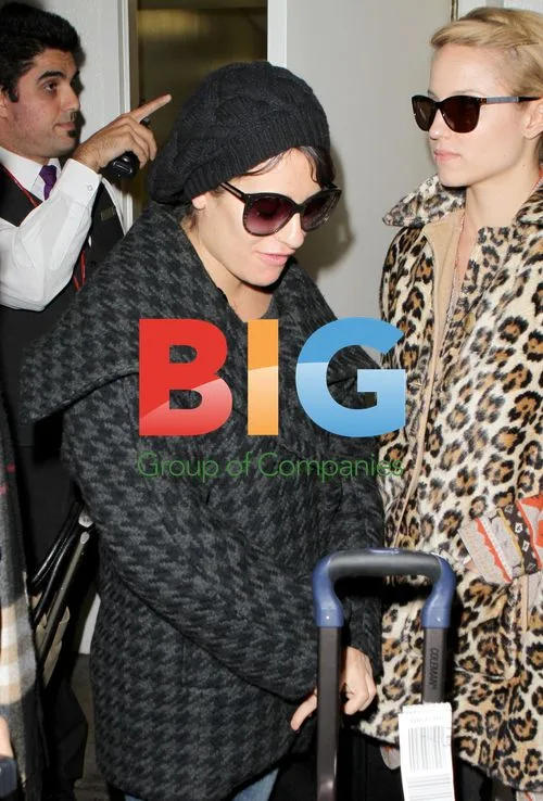 Glee Cast at LAX