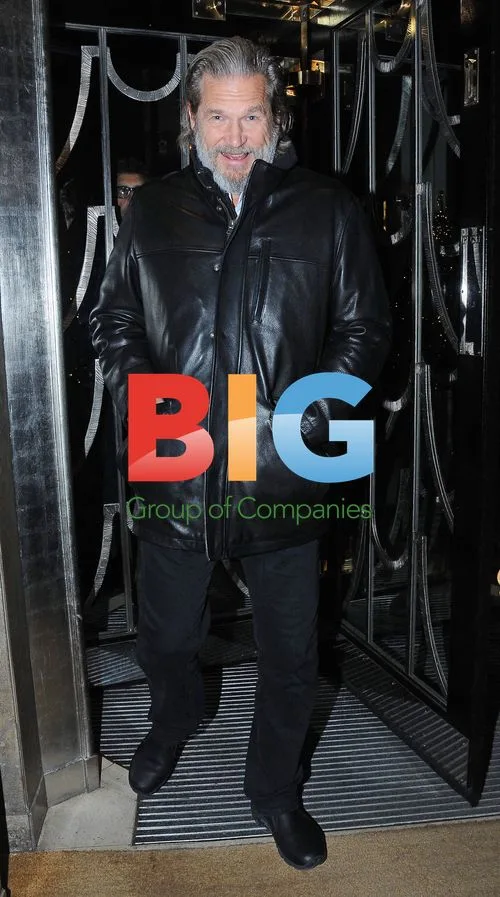 Jeff Bridges Greets Fans in London