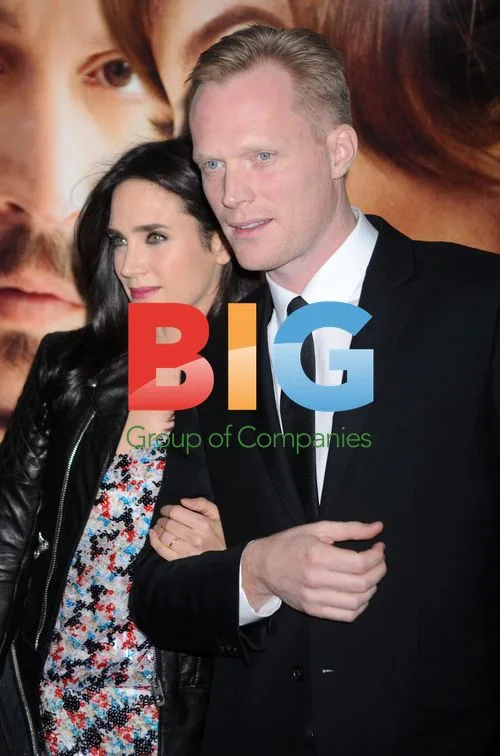 Jennifer Connelly and Paul Bettany at 'The Tourist' premiere
