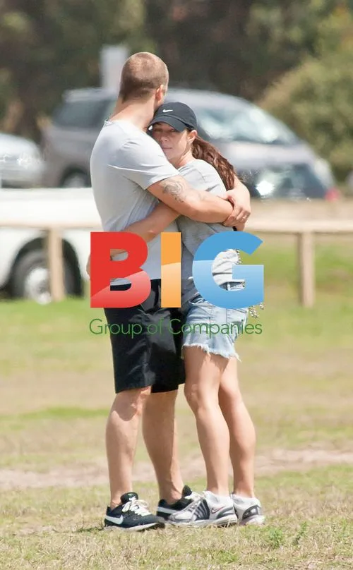 Kate Ritchie and Stuart Webb Honeymoon in Coogee