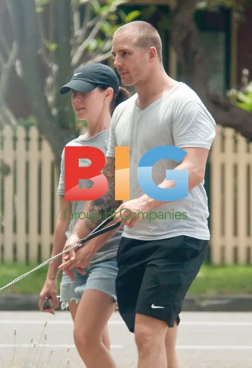 Kate Ritchie and Stuart Webb's Dog Walk