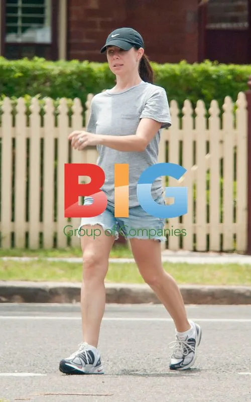 Kate Ritchie and Stuart Webb's Coogee Stroll