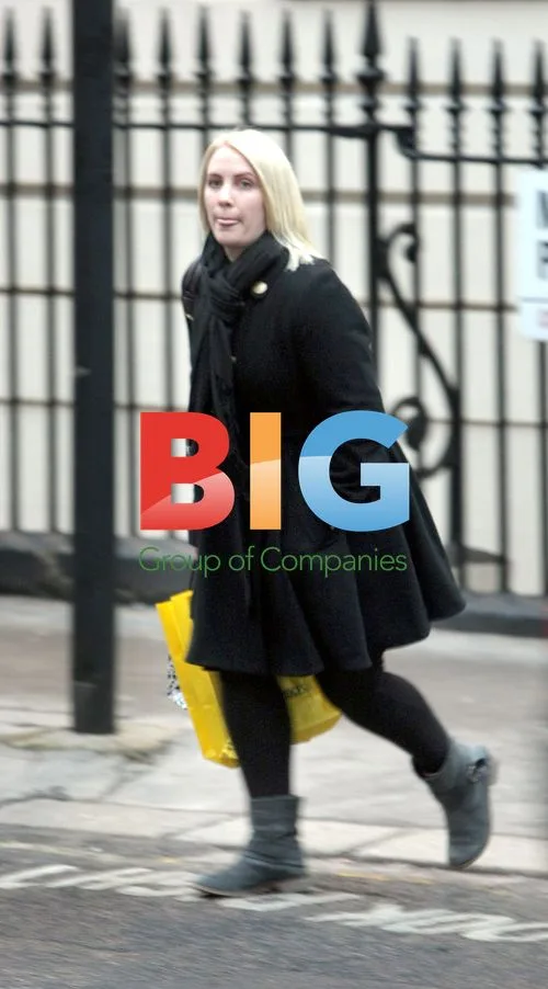 Claire Richards Leaves Salon in London