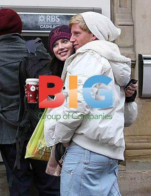 Helen Flanagan Shopping in Bolton