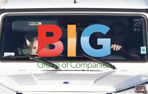 Britney Spears in Car with Friends
