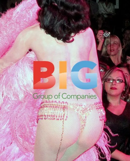 Dita Von Teese Burlesque Show Performance