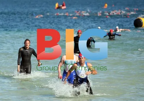 Jenson Button and Jessica Michibata at Triathlon