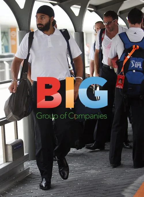 England Cricket Team Departs Perth Airport