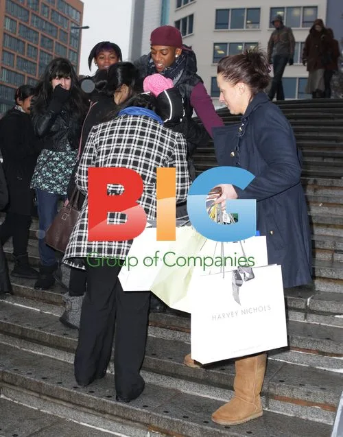 JLS Oritse Williams Mobbed by Fans in Birmingham