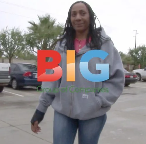 Dawn Holland Spotted in Palm Desert, California