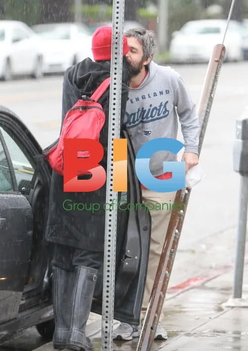 Sarah Silverman Kissing Alec Sulkin