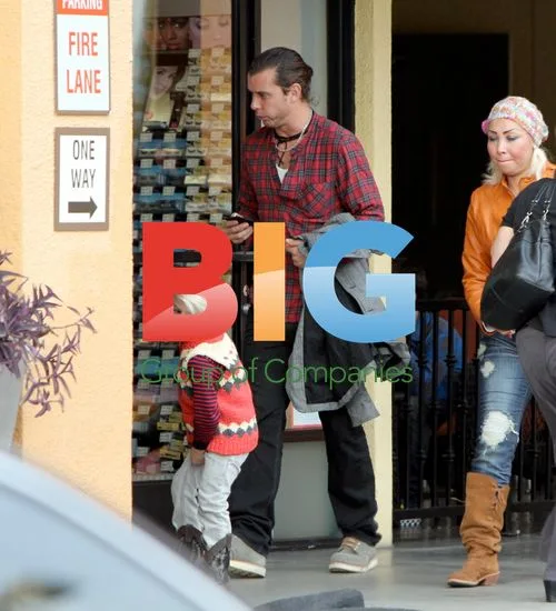 Gwen Stefani and Family Visit Santa