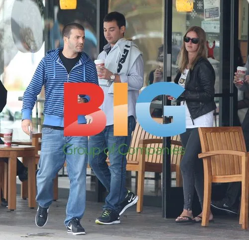 Fabio Arrives at Event