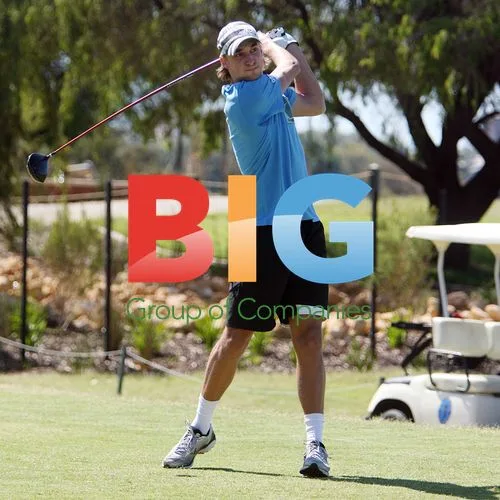Ruben Bemelmans plays golf in Perth