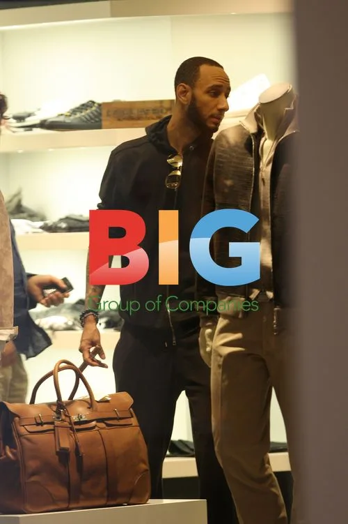 Alicia Keys & Swizz Beatz Shopping in St Barth