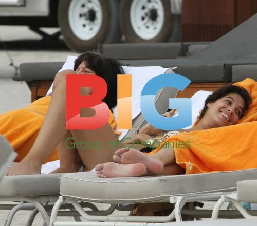 Gerard Butler's ex-girlfriend sunbathing in Miami