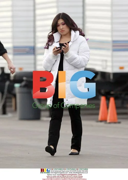 Jeana Ushkowitz on "Glee" Set
