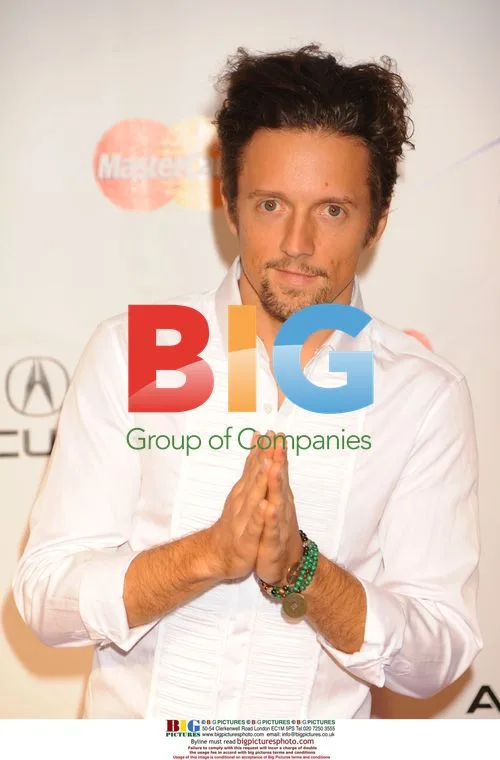 Jason Mraz at MusiCares Tribute to Neil Young