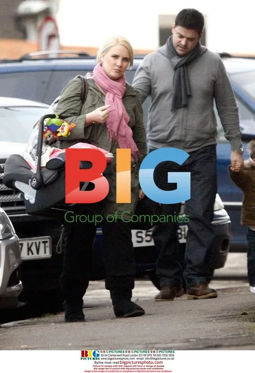 Claire Richards Out With Family