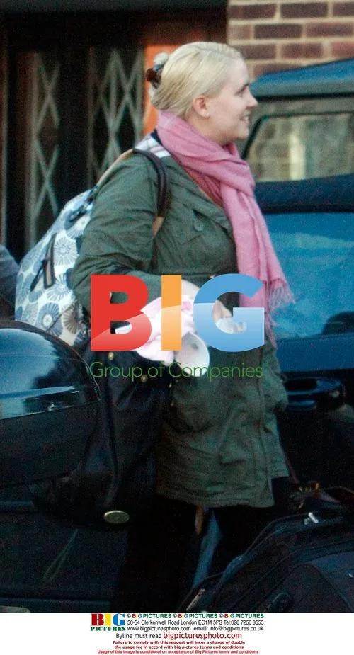 Claire Richards Goes Out to Lunch