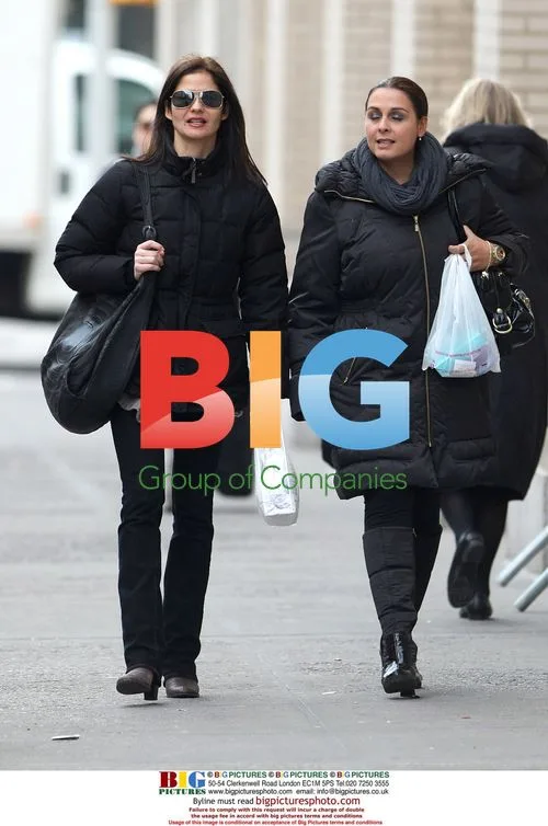 Jill Hennessy strolls in NYC Soho