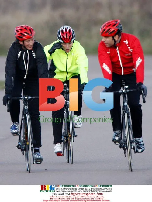 Davina, David and Fearne train for Sport Relief