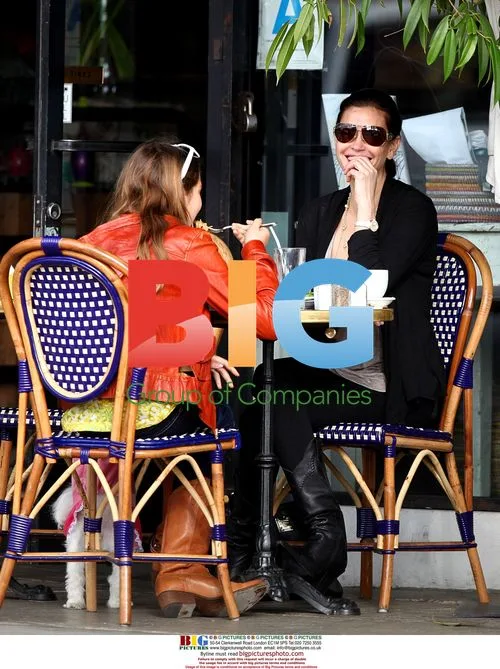 Teri Hatcher and daughter Emerson at lunch in LA