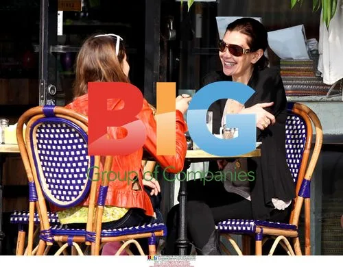Teri Hatcher & Daughter Walk Dog in LA