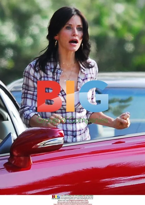 Courteney Cox on Cougar Town Set