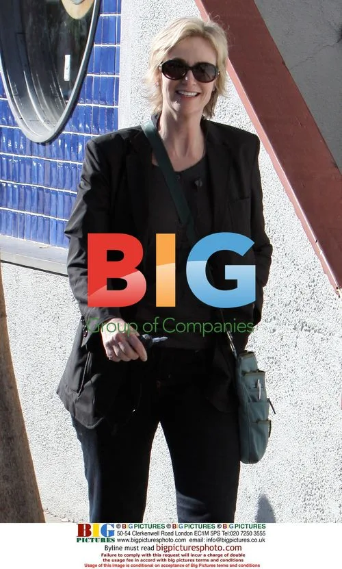 Jane Lynch Leaving Cafe in LA