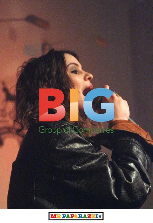 Coco Sting performs at Smash and Grab event