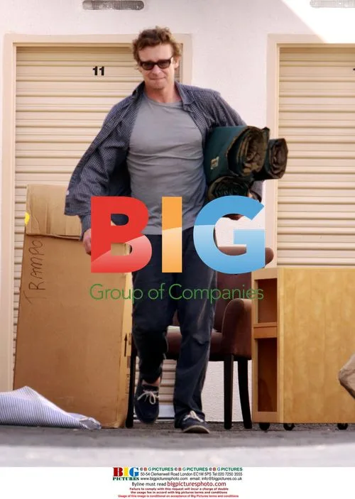 Simon Baker picks up home furniture