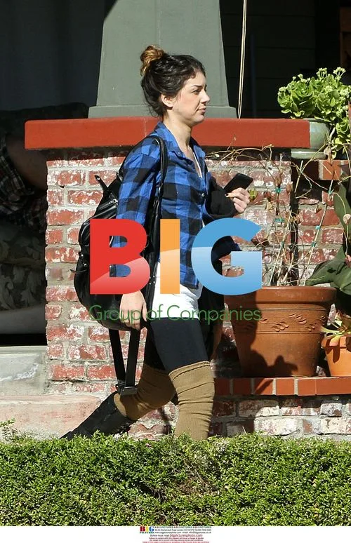 Shenae Grimes Spotted Smoking on Her Front Porch