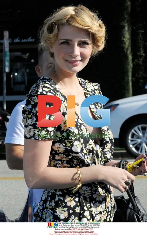 Mischa Barton Leaves Salon in Beverly Hills